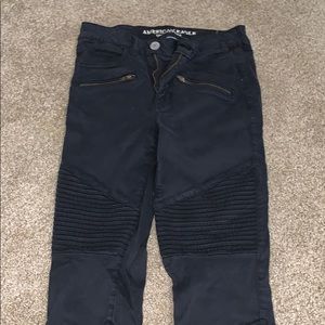 black american eagle jeans